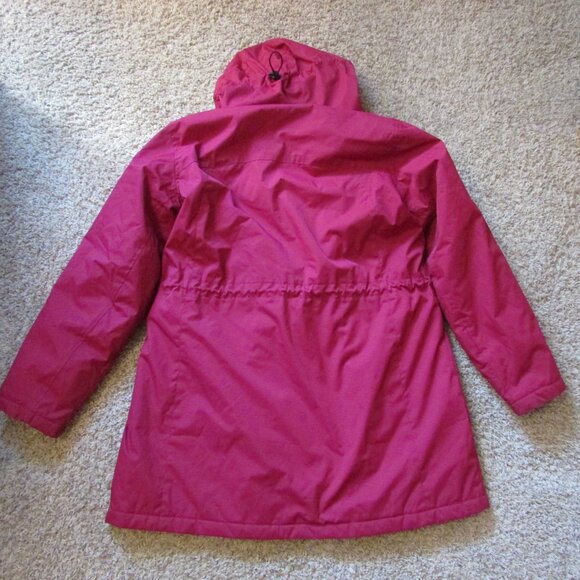 LL Bean 1X Red Hooded Warm Winter Coat Quilted Fleece Upper Lined Like New - Picture 2 of 2